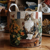 Canasta de ropa acolchada con estampado gato entre pétalos