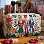 Cosmetiquera acolchada con estampado encanto de cascanueces