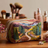 Cosmetiquera acolchada con estampado valle pacífico