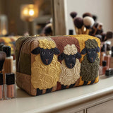 Cosmetiquera acolchada con estampado oveja