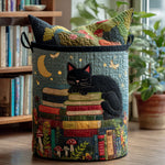 Canasta de ropa acolchada con estampado mundo de libros bajo las estrellas