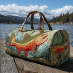 Bolso de viaje acolchado con estampado trucha en el río