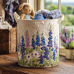 Canasta de ropa acolchada con estampado sendero de las lupinas azules